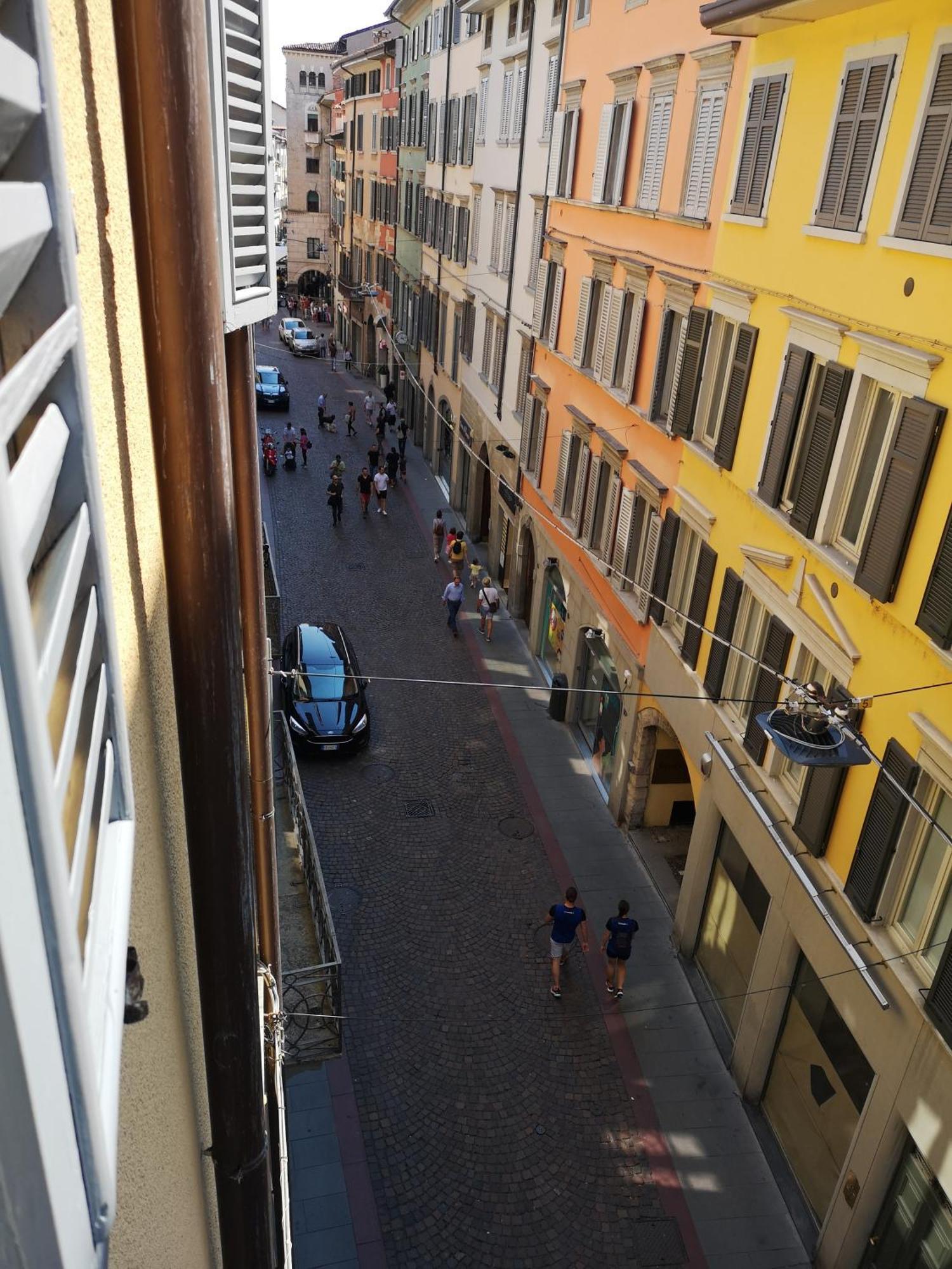 Appartamento In Centro Bergamo Luaran gambar